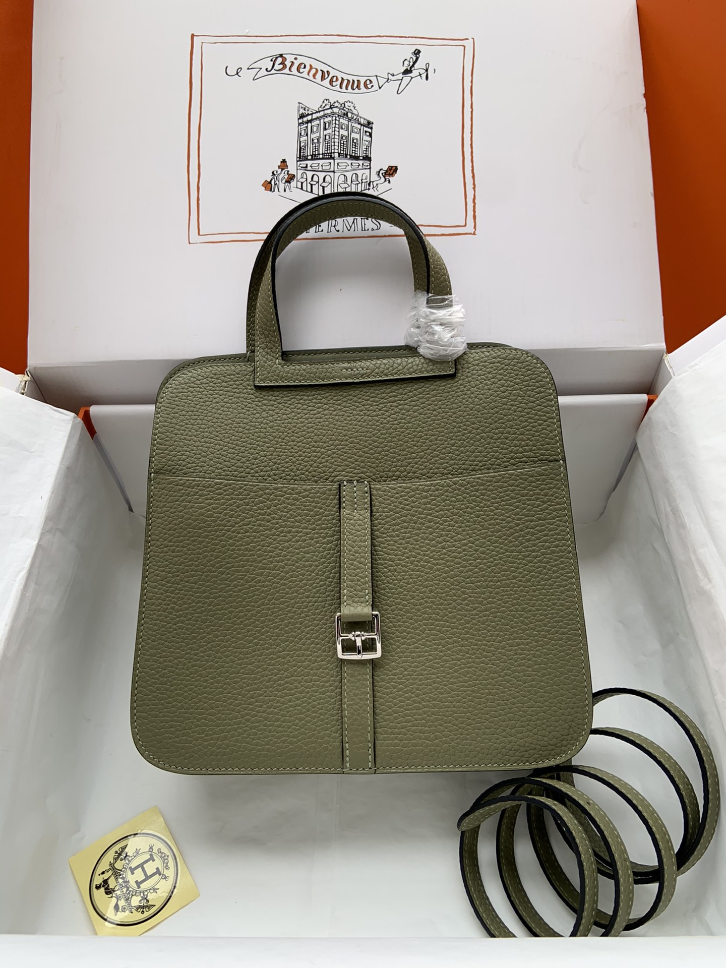 Hermes Halzan 25 Handbag Shoulder Bag In Gris Mouette Clemence Leather